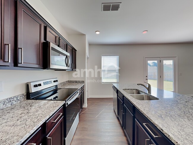 Building Photo - 4394 Kendrick Cir