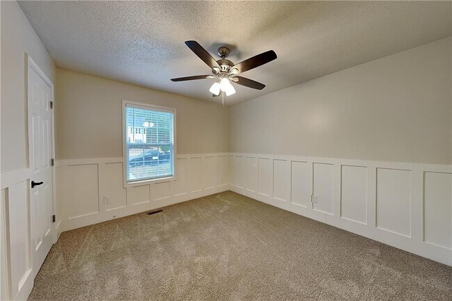 Building Photo - 181 Beckett Dr