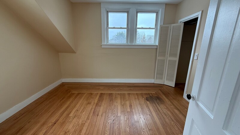 Building Photo - 5 Whipple Ct