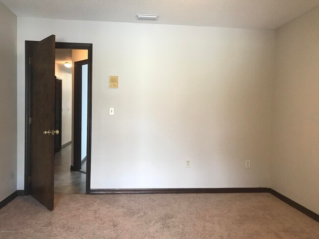 Building Photo - 1319 George Edwards Ct