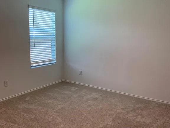 Building Photo - 621 Dashwood Dr