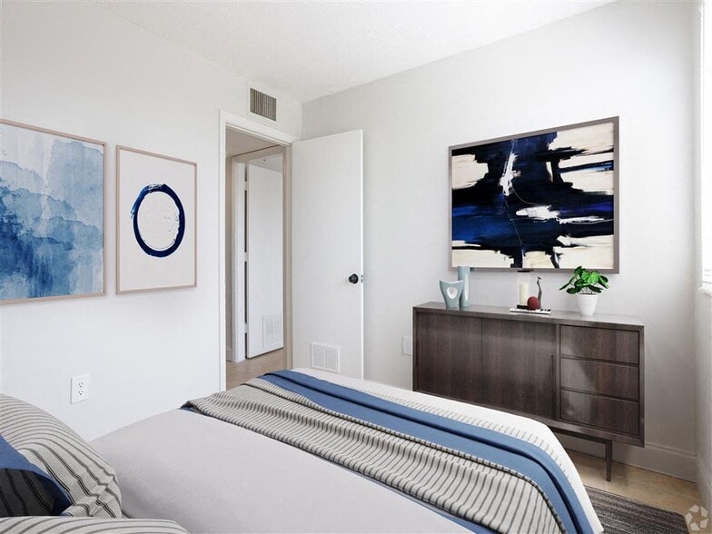 Building Photo - Ayana Blu