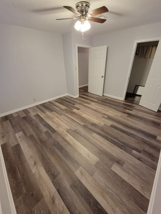 Building Photo - Bryan - 3 bed/ 2 bath / 2 car garage house with fenced back yard, near Texas A&M