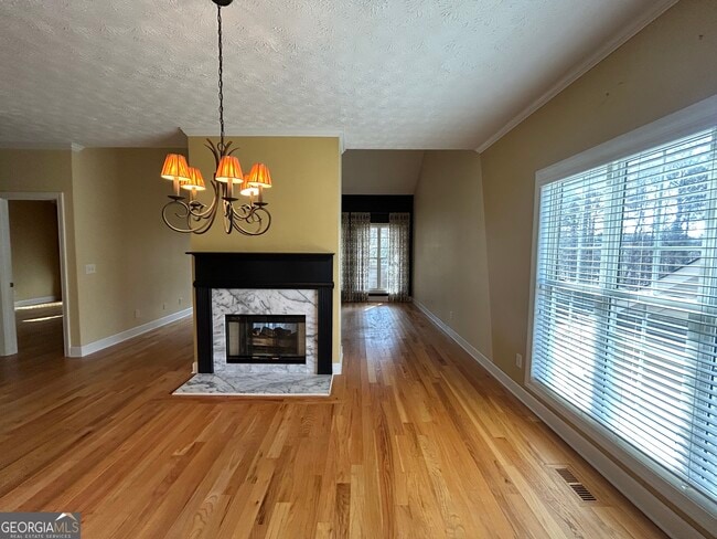 Building Photo - 111 Hanbury Ln