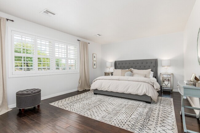 Building Photo - 5214 N 43RD PL