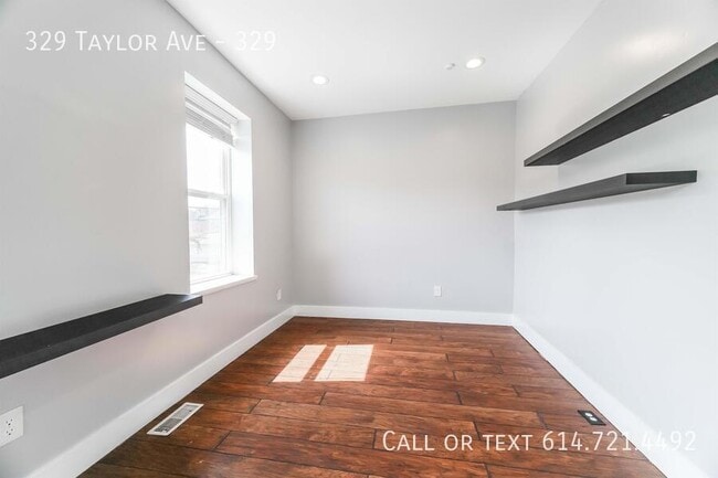 Building Photo - 329 Taylor Ave