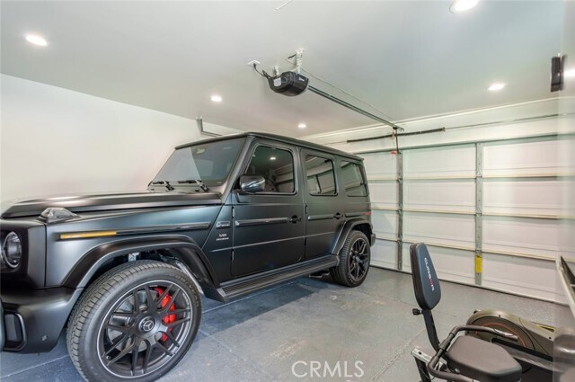 Building Photo - 7714 Lasaine Ave