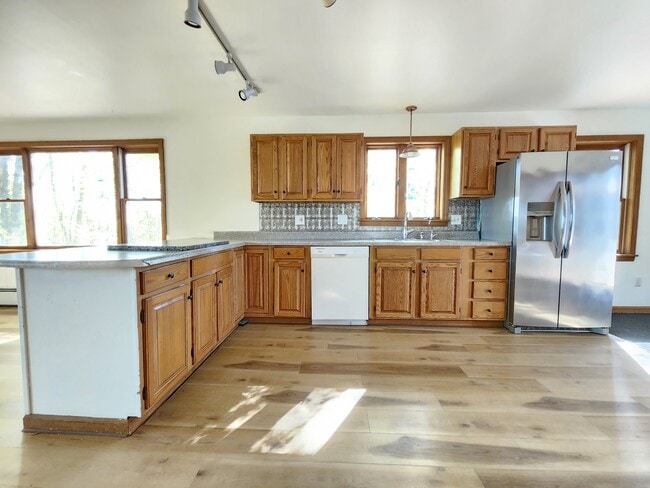 Building Photo - 1323 Pushaw Rd