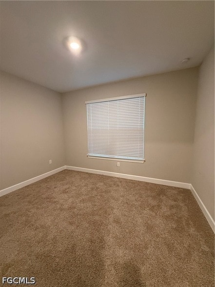 Building Photo - 107 SW 34th Pl