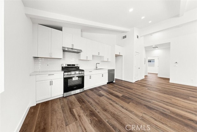 Building Photo - 13010 Hartland St