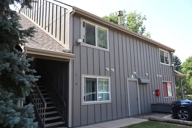 Primary Photo - Comfortable Condo Living in Central Fort C...
