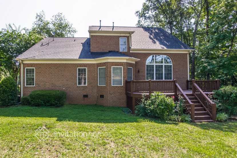 Building Photo - 7000 Weddington Brook Dr