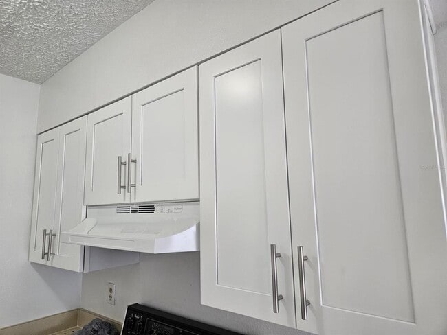 Building Photo - 2796 Curry Ford Rd