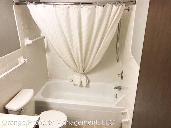 Building Photo - 1236 Edgewood Dr