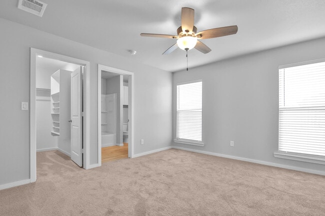 Building Photo - 7526 104th St