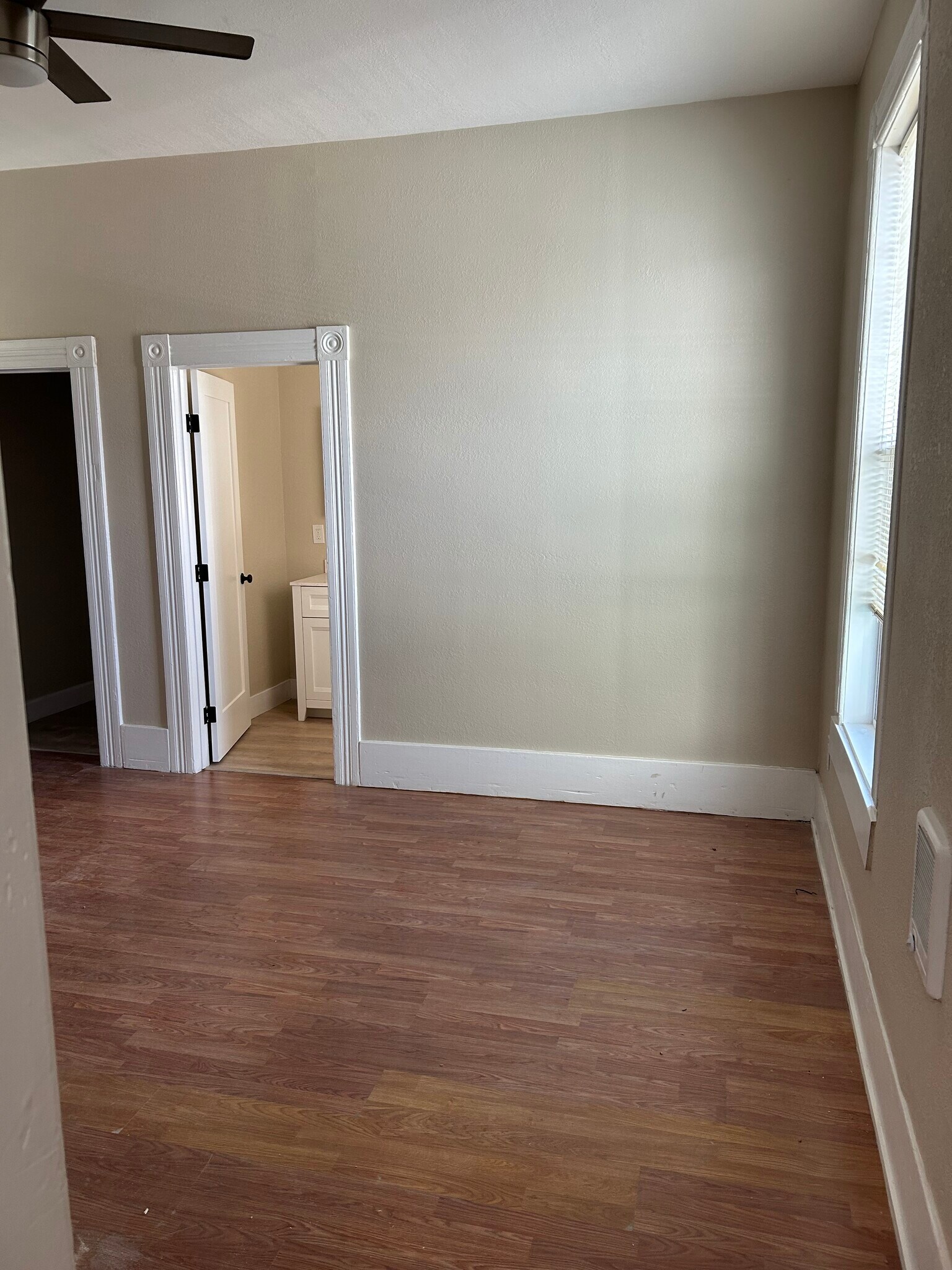 Building Photo - 1183 63rd St