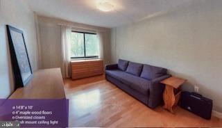 Building Photo - 7611 Maple Ave