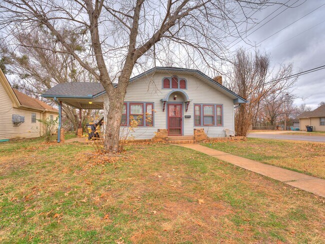 Building Photo - 3 Bedroom 2 Bath home in Shawnee!