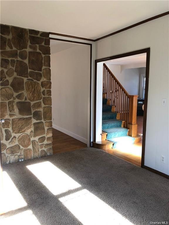 Building Photo - 4 Edgewood Dr
