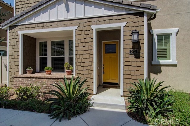 Building Photo - 202 W Tribella Ct