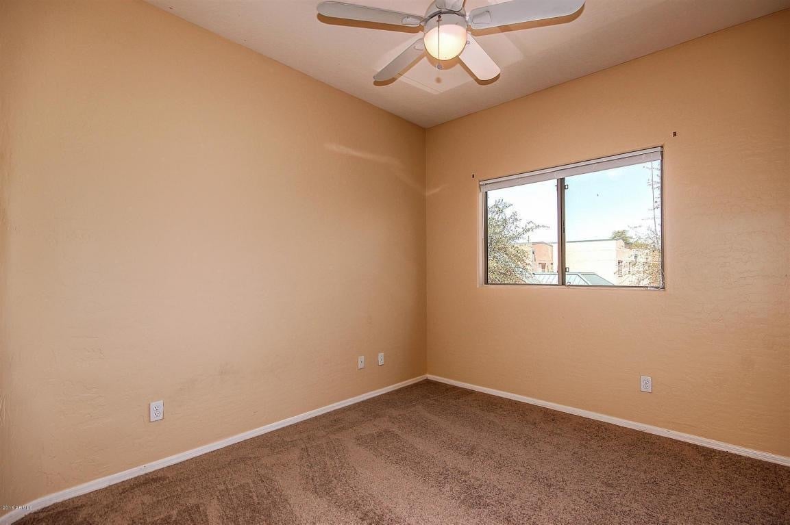 Building Photo - 2027 E University Dr