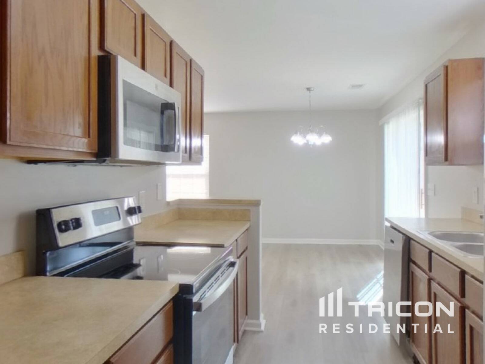 Building Photo - 258 Drooping Leaf Ln