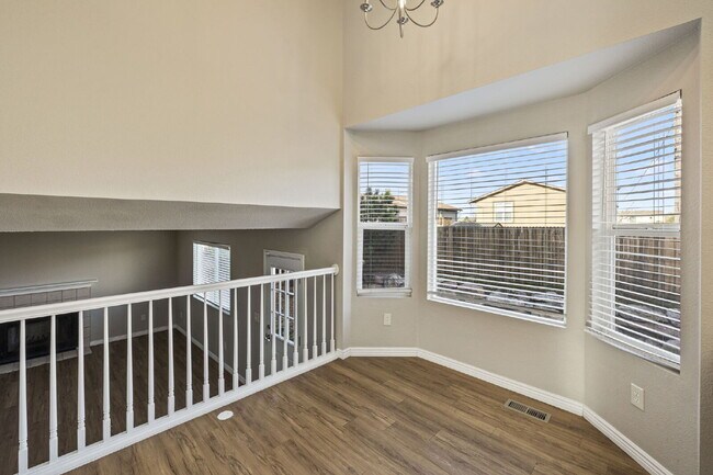 Building Photo - Convenient, Comfortable, and Close to Fort Carson and I-25! – 3BR Tri-Level in Colorado Springs!