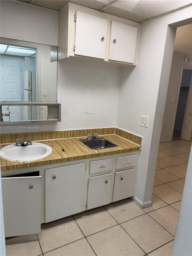 Building Photo - 7010 NW 186th St