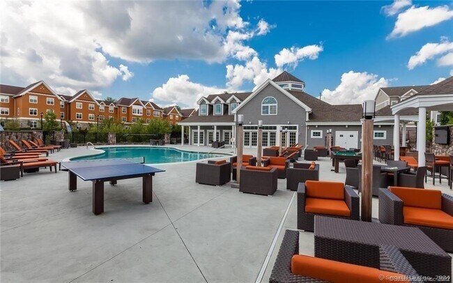 Building Photo - 40 Copper Square Dr