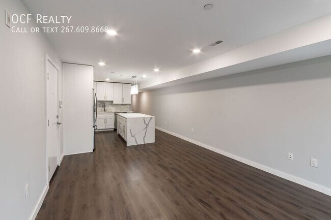Building Photo - 751 N 20th St