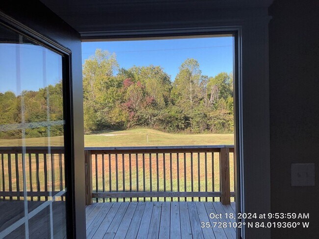 Building Photo - One Year Old - 3 Bedroom House