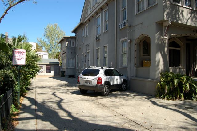 Building Photo - 2417 Saint Charles Ave