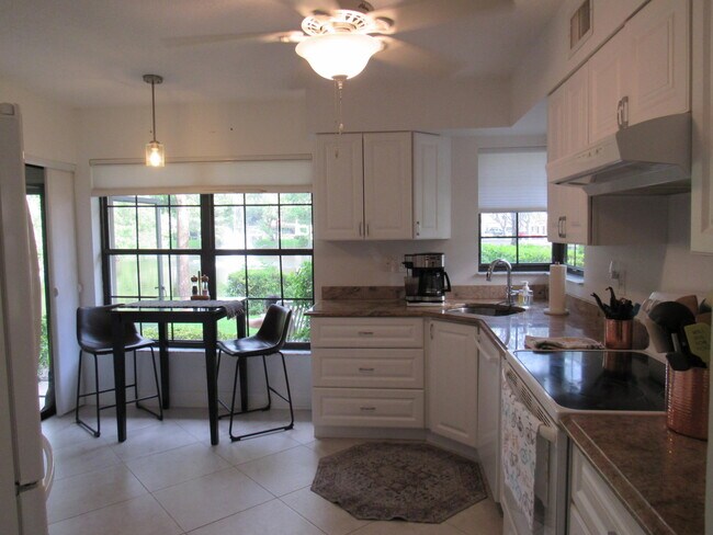 Building Photo - 2708 Black Oak Way