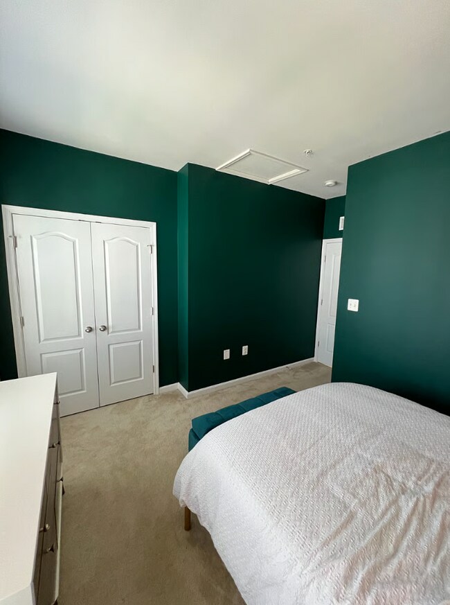 Building Photo - 3728 Foote St NE