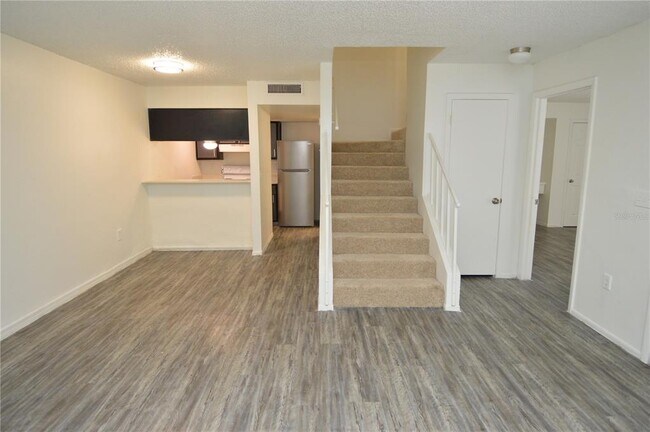 Building Photo - 5006 Moro Manor Dr