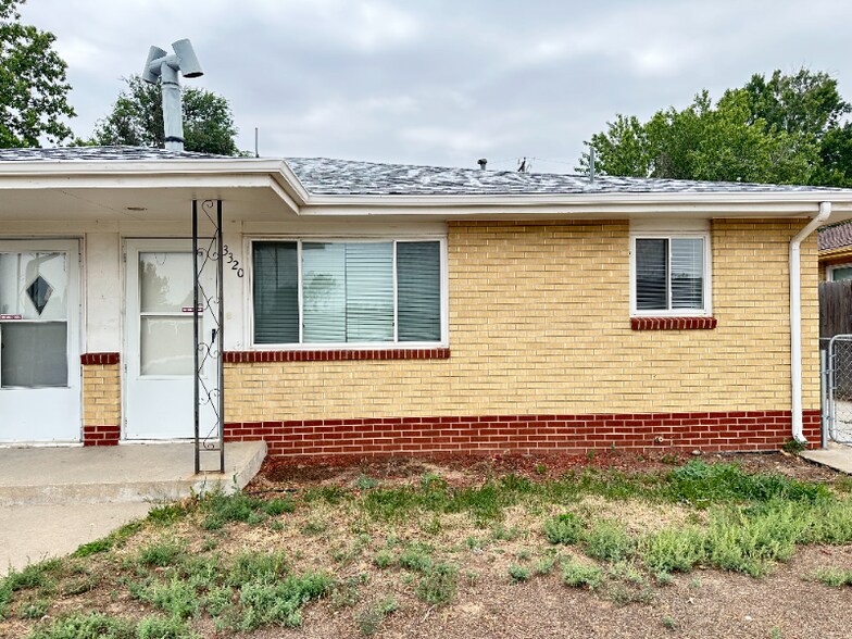 Primary Photo - 3318 W 4th St