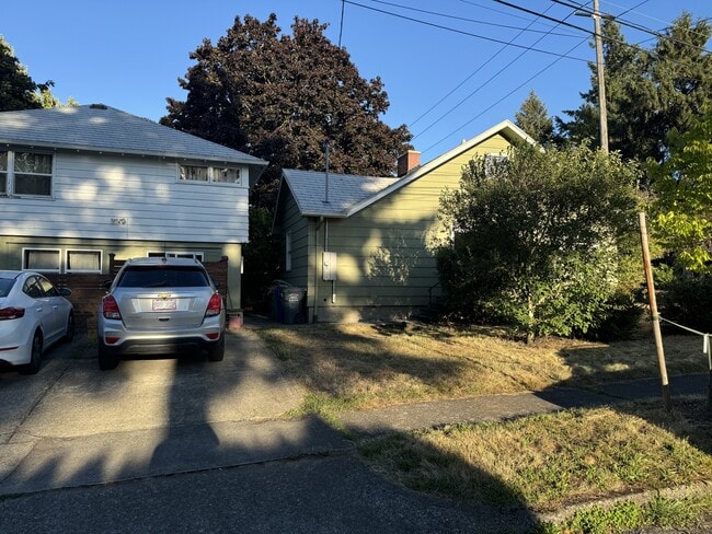 Building Photo - 7405 NE Prescott St