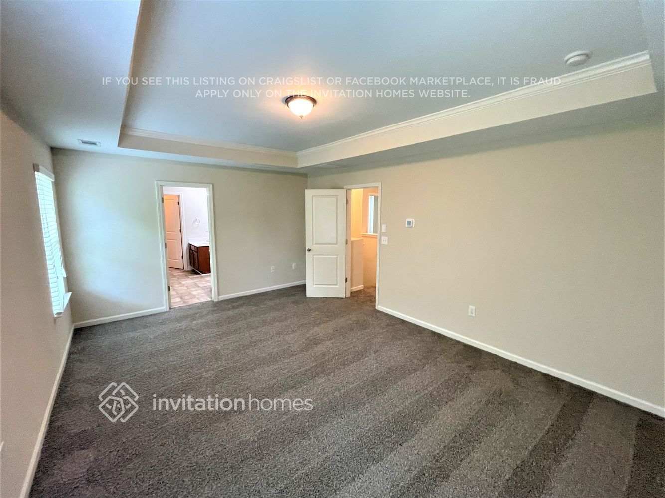 Building Photo - 2445 Valley Creek Dr