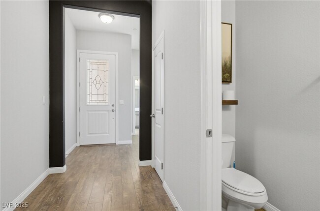 Building Photo - 692 Nathanial Ct