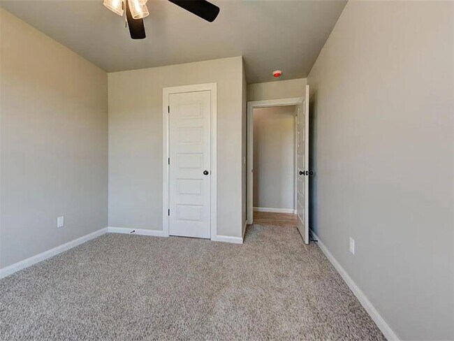 Building Photo - 1935 W Flintlock Wy