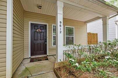 Building Photo - 9612 Mendenhall View Dr