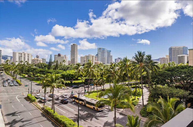 Building Photo - 1850 Ala Moana Blvd