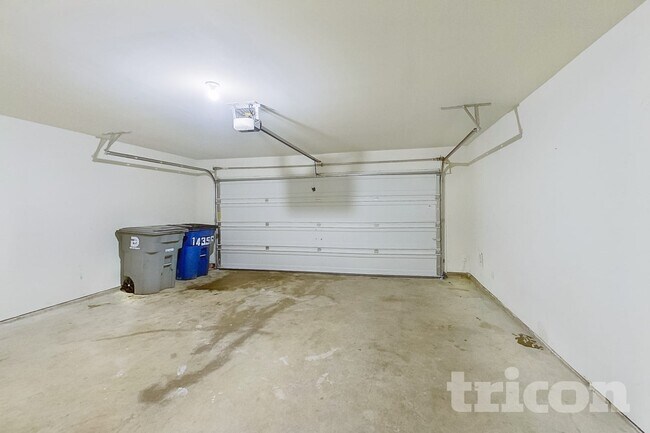 Building Photo - 14356 Open Range Dr