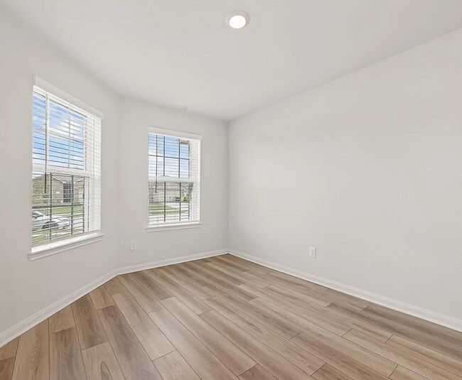 Building Photo - 10718 Millet Ct