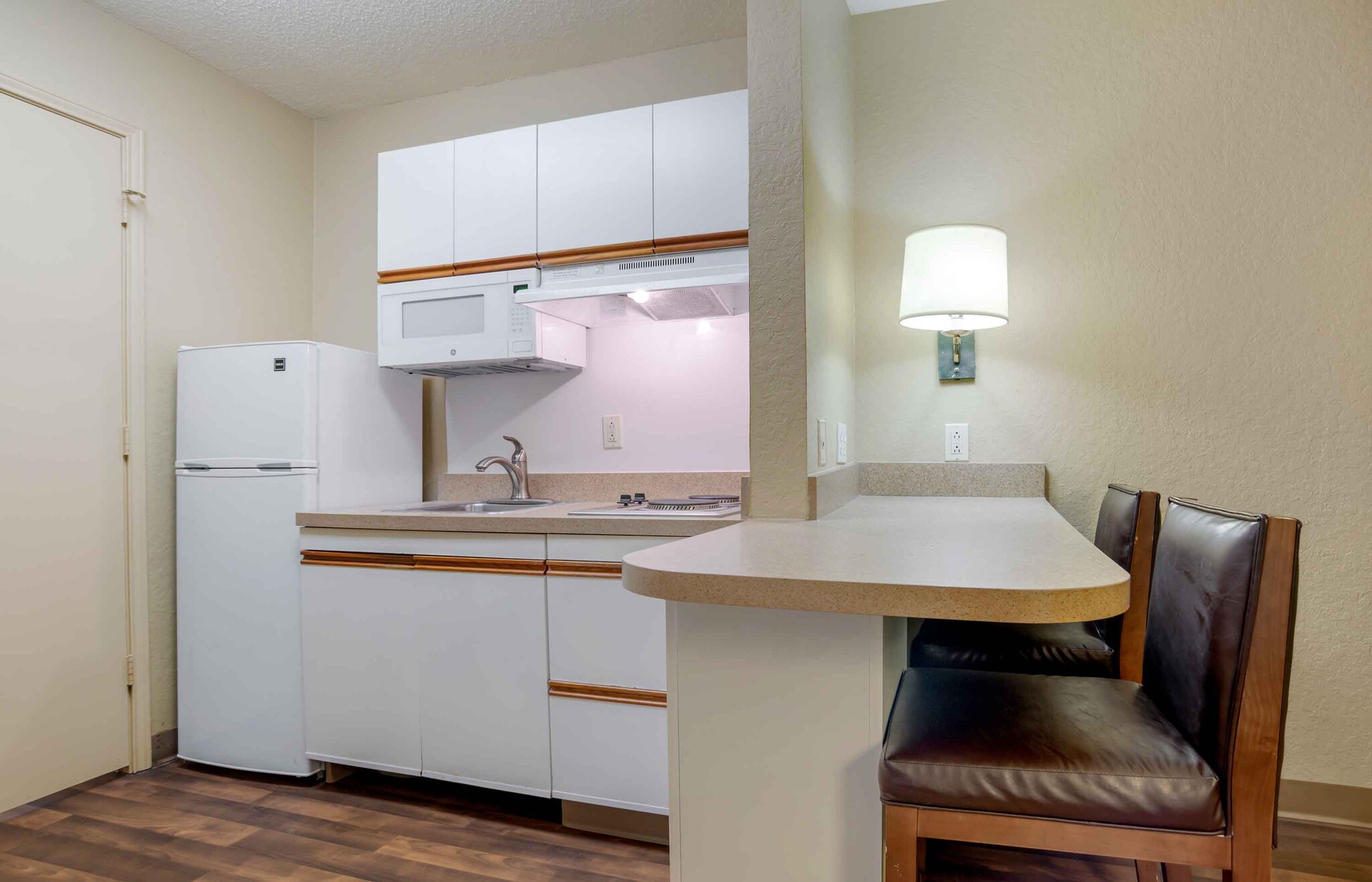 Building Photo - Furnished Studio-Baltimore - BWI Airport -...