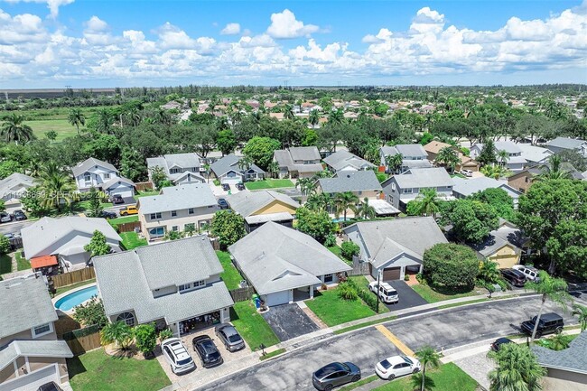 Building Photo - 12265 NW 32nd Manor