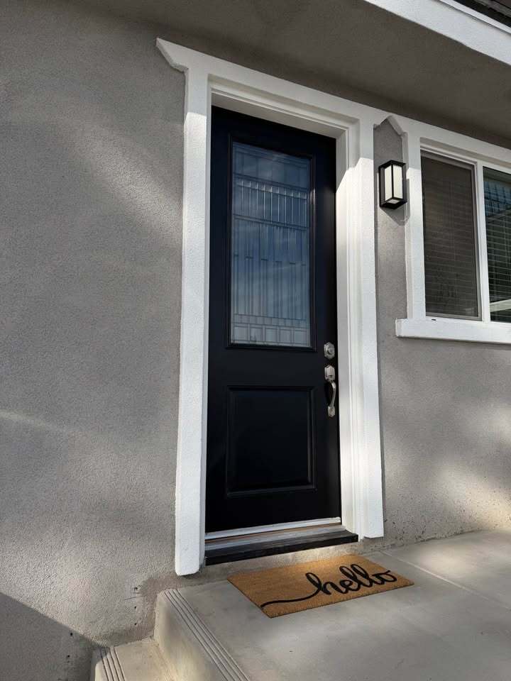 Building Photo - 862 Via Vis Dr N