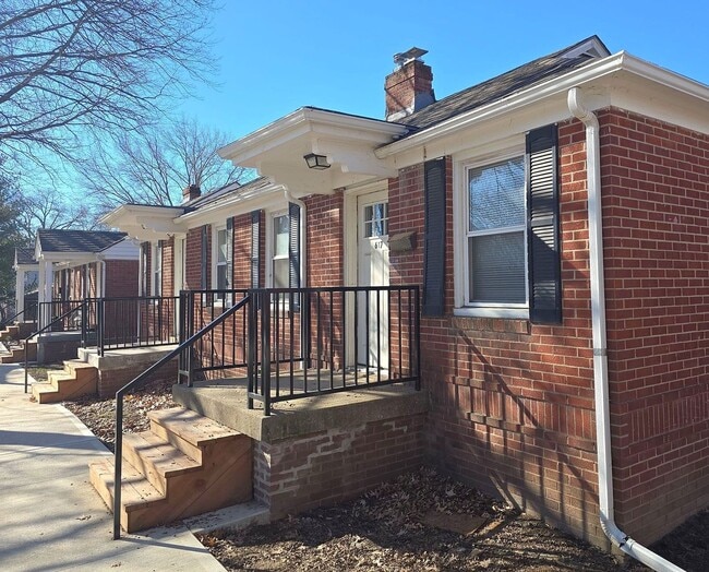 Building Photo - 617-617 N Broadway St