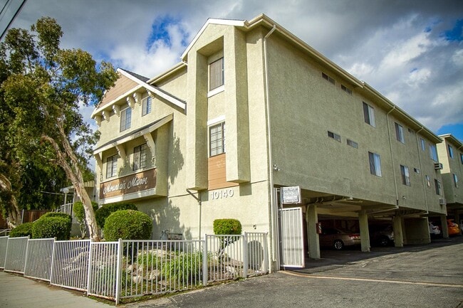 Building Photo - 10140 Mountair Ave