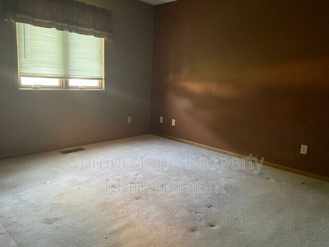 Building Photo - 1404 College St